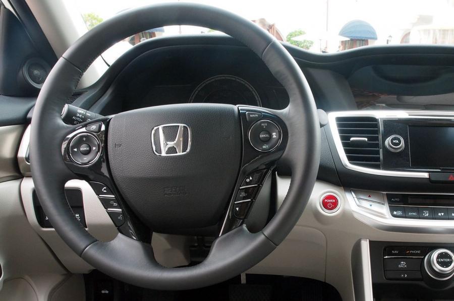 Honda Accord Plug-In Hybrid 2014 года  (фото 96 из 109)